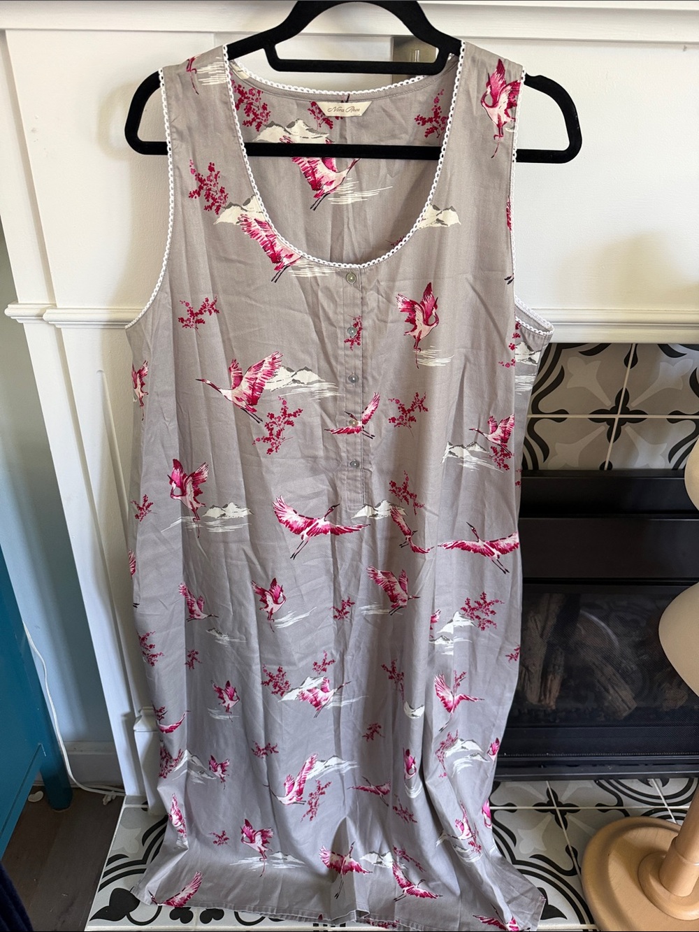 Sleeveless Gray Nightgown with Pink Crane Print
